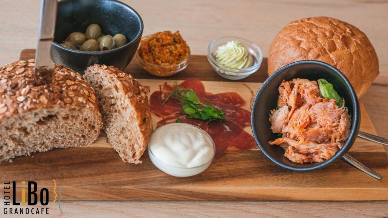 Hotel&Grandcafe LiBo Aalden Eksteriør billede